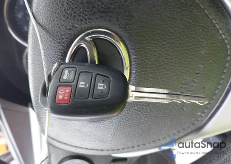 2016 Toyota Corolla Le z USA, uszkodzony, nr VIN 2T1BURHE9GC605572